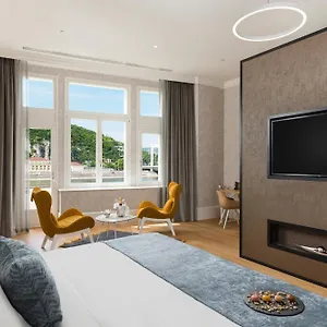 Vision By Continental Group 4*, Budapest Ungern